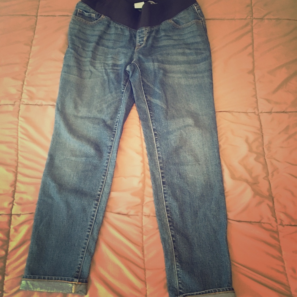 Women’s skinny maternity Capri pants